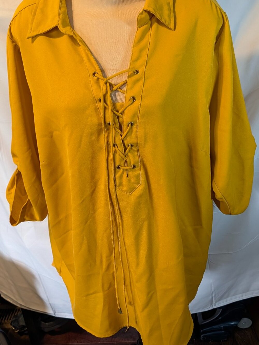 MPH Collection Womens Tunic Top Size 2X  3/4 Button Tab Sleeve Lace Up Front